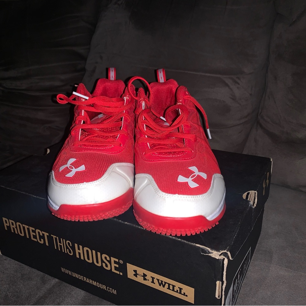 Under Armor Kicks - image 2